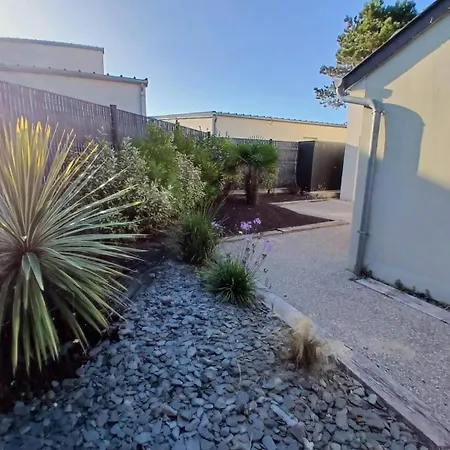 Borne Arcade, Billard, Flechettes & Sauna 6pers *